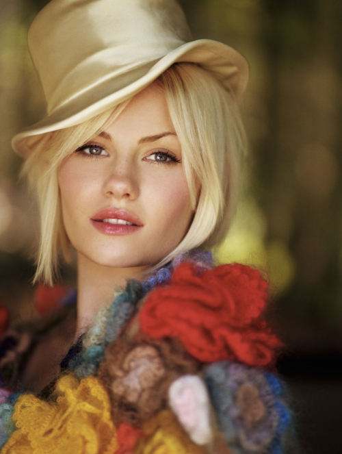 Elisha Cuthbert for OK Magazine, 2006 1