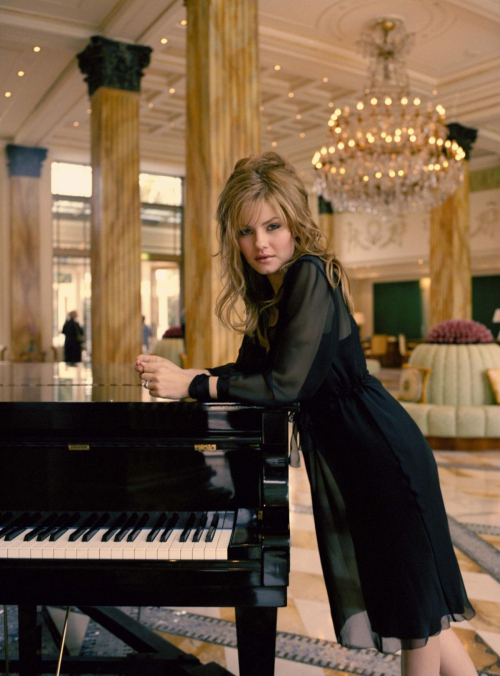 Elisha Cuthbert for Sunday Telegraph, 2004 12