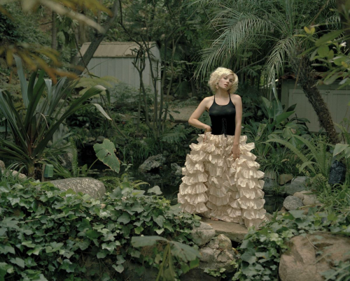 Elisha Cuthbert Photoshoot, 2005 1