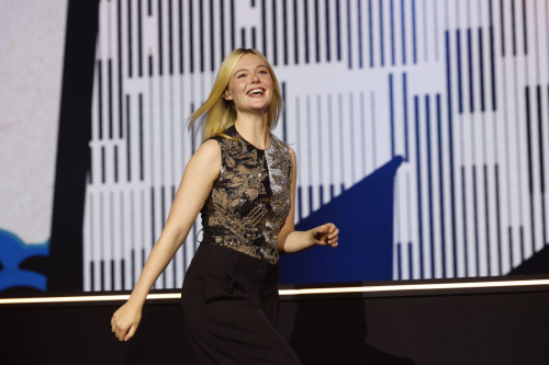 Elle Fanning at Panel During Last Day San Diego Comic-Con Malaga, September 2025