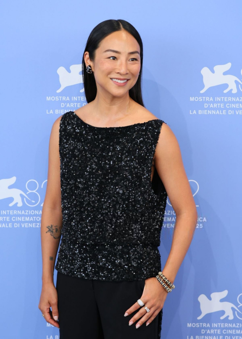 Greta Lee at A House of Dynamite Photocall – Venice Film Festival 2025 6