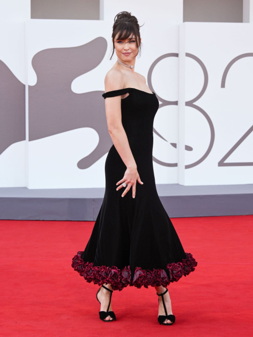 Iryna Zhuravska at The Smashing Machine Premiere – Venice Film Festival 2025 4