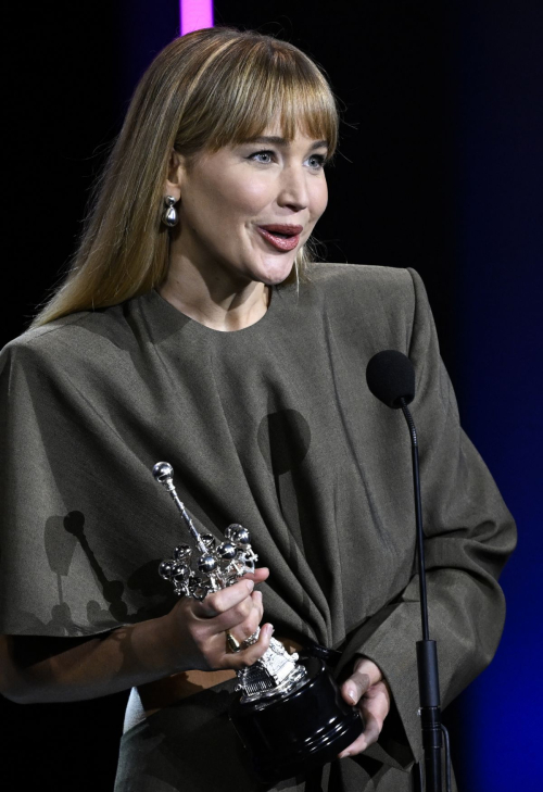 Jennifer Lawrence receives Donostia lifetime award San Sebastian, September 2025 5