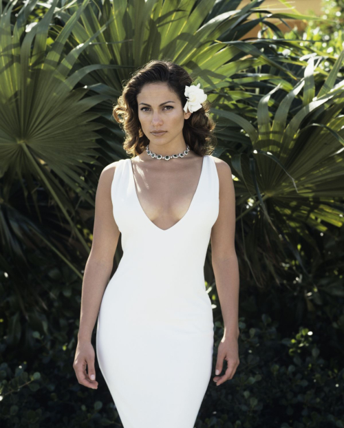 Jennifer Lopez for Vanity Fair, 1998 8