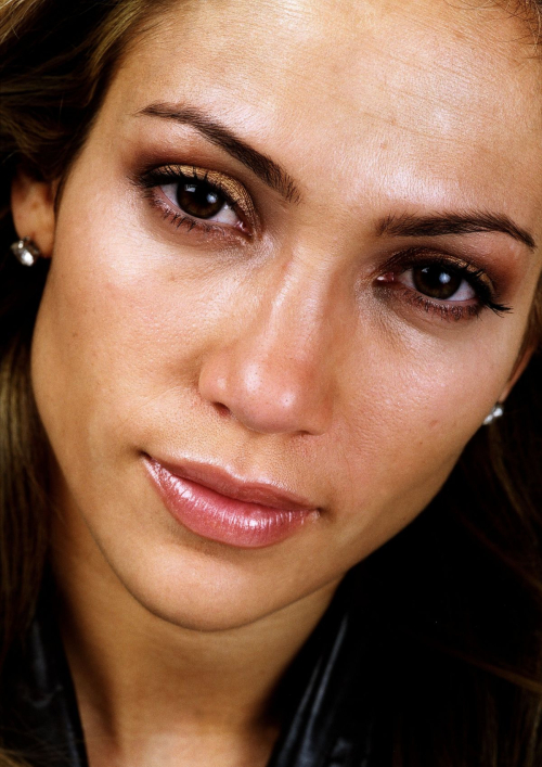 Jennifer Lopez photoshoot, 2001 2