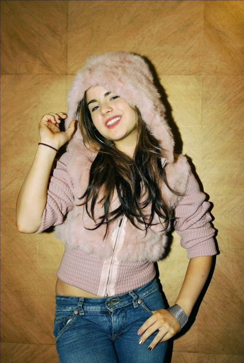 Joanna Jojo Levesque photoshoot, 2004 5