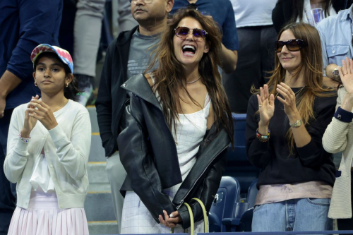 Katie Holmes at US Open Novak Djokovic Game NYC, August 2025 1