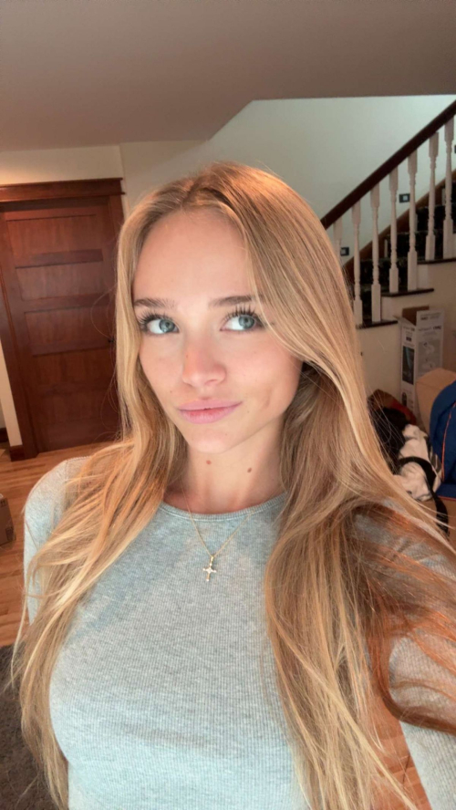 Kyla Dodds instagram photos, September 2025 8