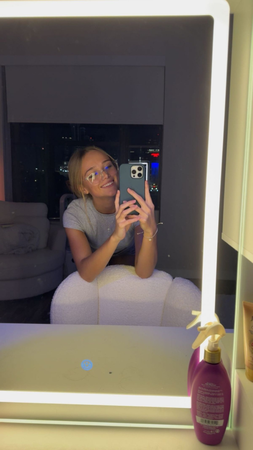 Kyla Dodds instagram photos, September 2025 2