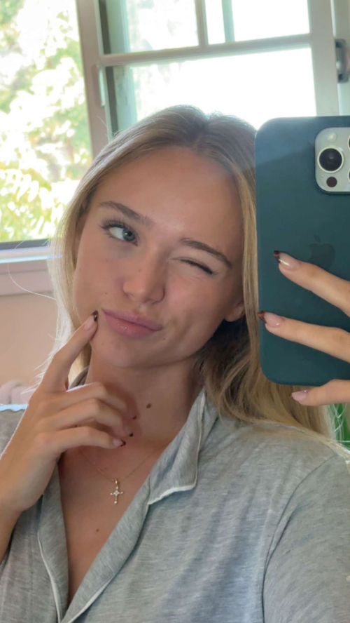 Kyla Dodds – Instagram Photos, September 2025 11