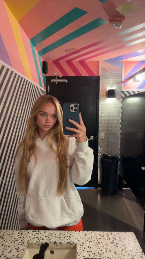 Kyla Dodds – Instagram Photos, September 2025 8
