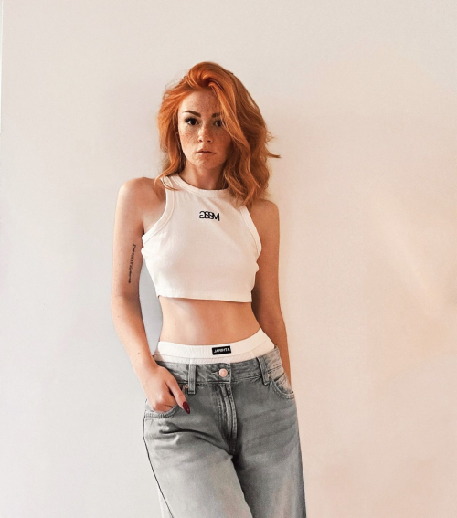 Larissa Optiz instagram photos, September 2025 2