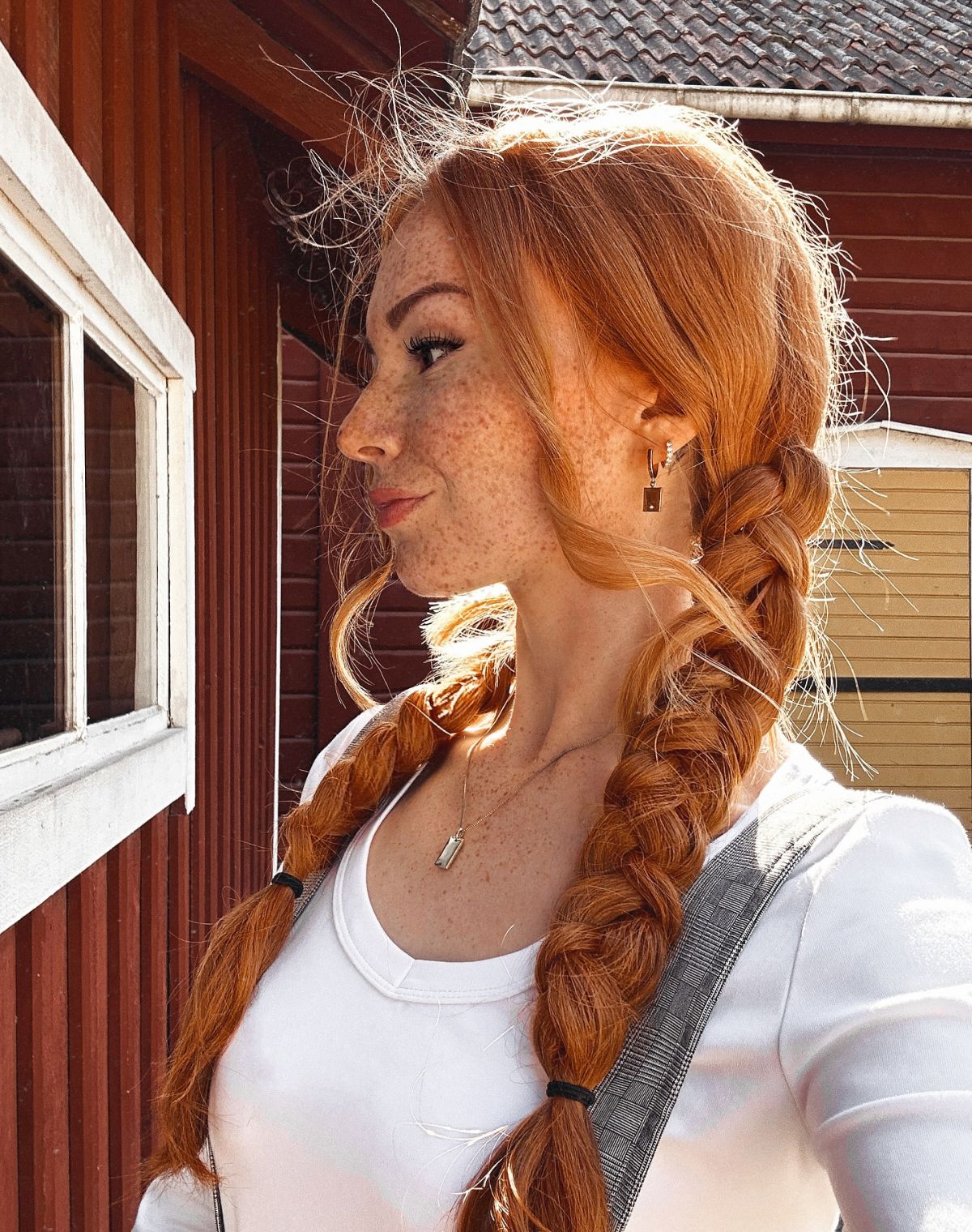 Larissa Optiz stuns in Instagram photos, September 2025