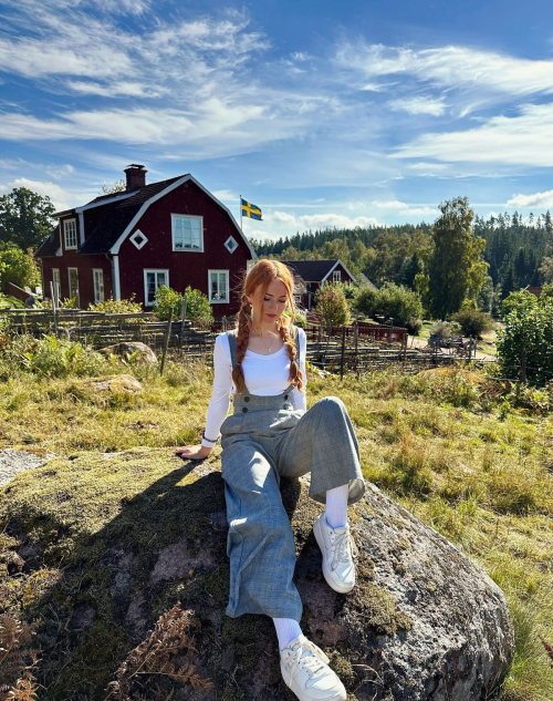 Larissa Optiz stuns in Instagram photos, September 2025 3