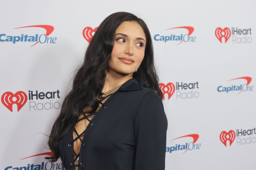 Leah Kateb at iHeartRadio Music Festival Las Vegas, September 2025 1