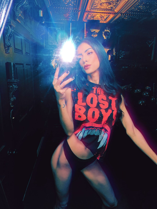 Leeanna Vamp instagram photos, September 2025