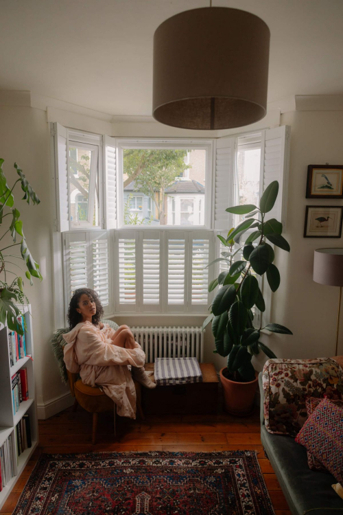 Lou Llobell Italian Reve, September 2025 23