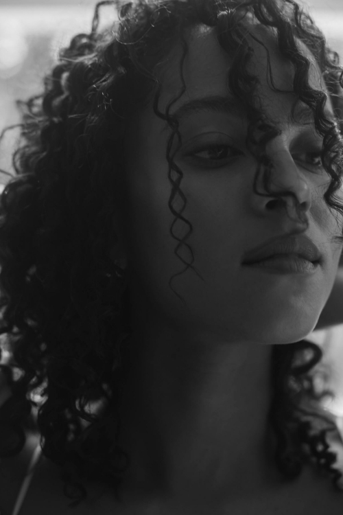 Lou Llobell Italian Reve, September 2025 6