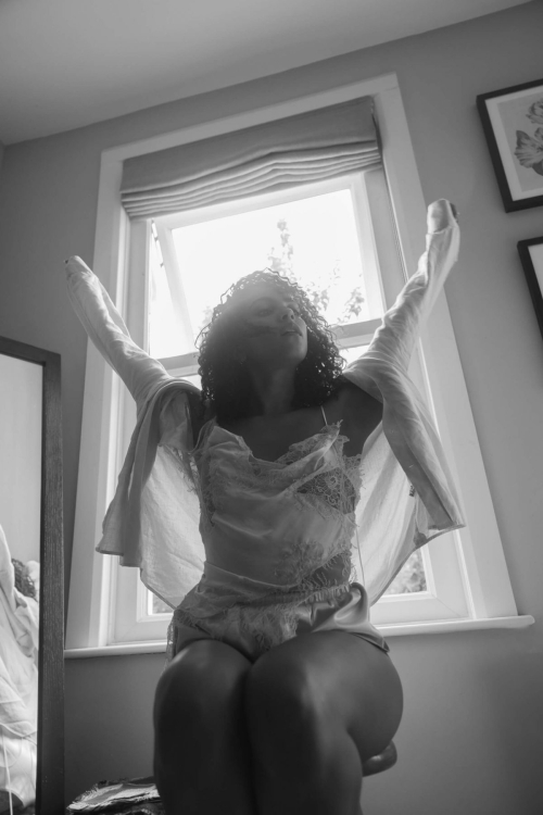 Lou Llobell Italian Reve, September 2025 7