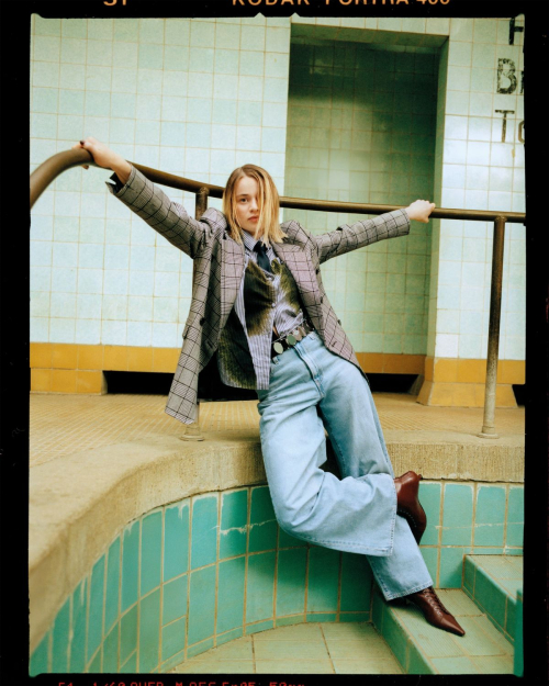 Luna Wedler for Vogue Germany, September 2025 5