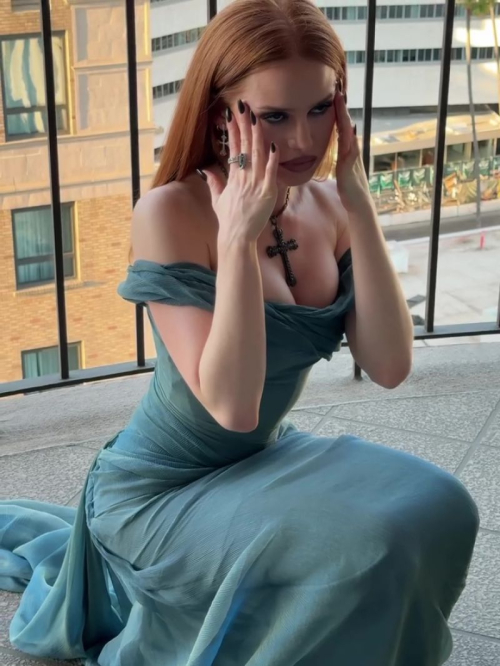 Madelaine Petsch – The Strangers: Chapter 2 New York Premiere Portraits, September 2025 5