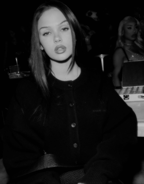 Maggie Lindemann instagram photos, September 2025 4