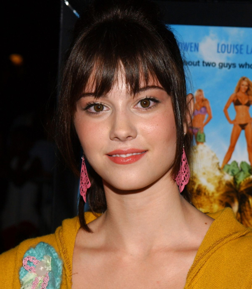 Mary Elizabeth Winstead at National Lampoon’s Gold Diggers Premiere Los Angeles, September 2004 2