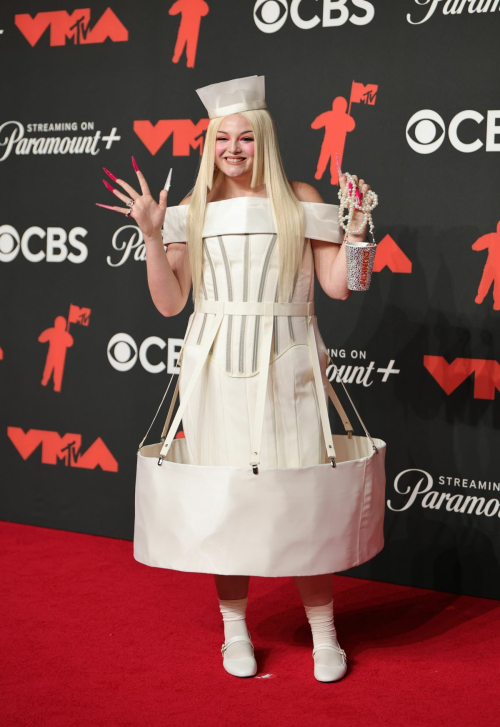 Megan Stalter at MTV Video Music Awards, Sep 2025