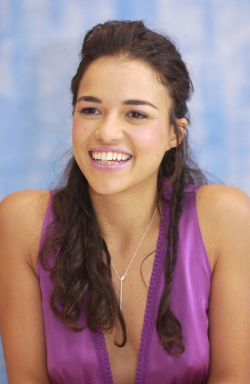 Michelle Rodriguez at S.W.A.T. press conference, July 2003 1