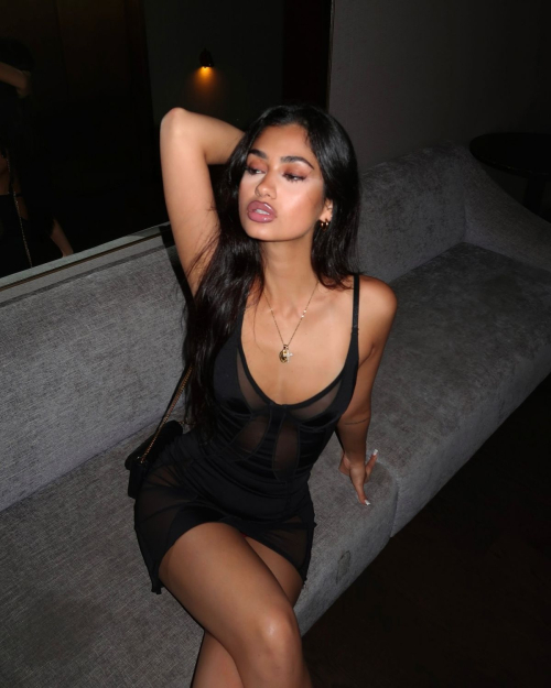 Naaz Torbati instagram photos, September 2025 1