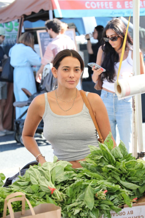 Natalie Martinez Shopping at Studio City Farmers Market, Sep 2025