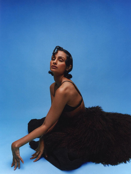 Nazanin Mandi instagram photos, September 2025 2