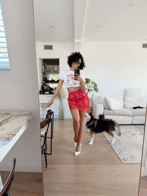 Nazanin Mandi instagram photos, September 2025 2