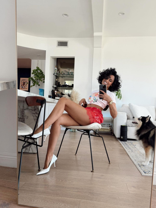 Nazanin Mandi instagram photos, September 2025 6
