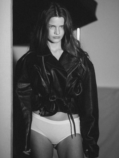 Olga Obumova photoshoot, September 2025 2