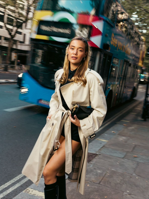 Olivia Ponton for Burberry Fall 2025 4