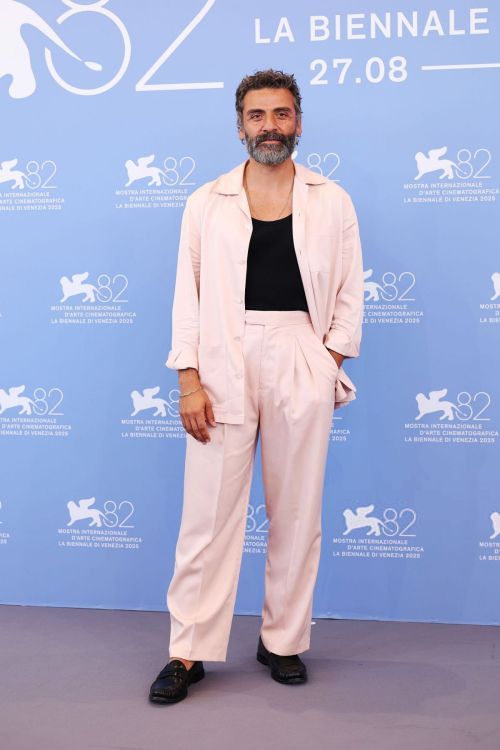 Oscar Isaac In The Hand Of Dante photocall Venice, September 2025 2