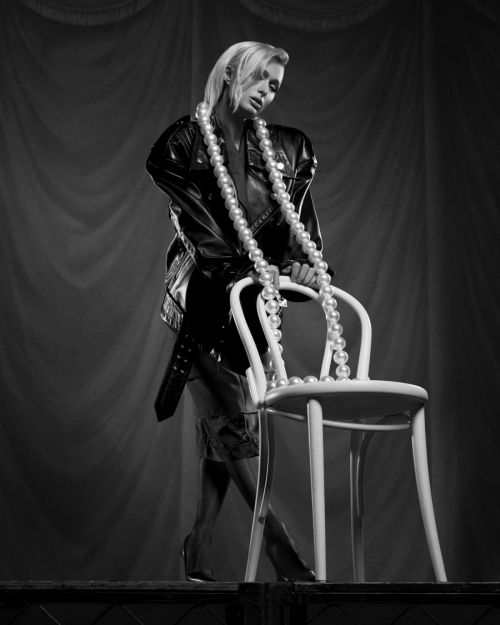 Paris Hilton for i-D, September 2025 4