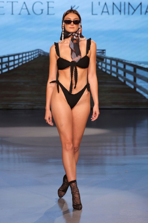 Rachel Pizzolato walks runway at NYFW Miami Swim Week, September 2025 4