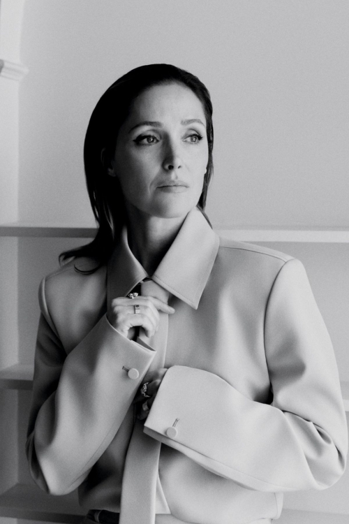 Rose Byrne for Vogue Australia, October 2025 2