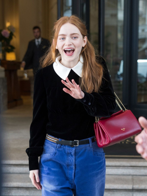 Sadie Sink heading to Prada show Milan, September 2025