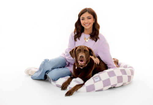 Sarah Hyland for Purina x Purple Leash Project, September 2025 5