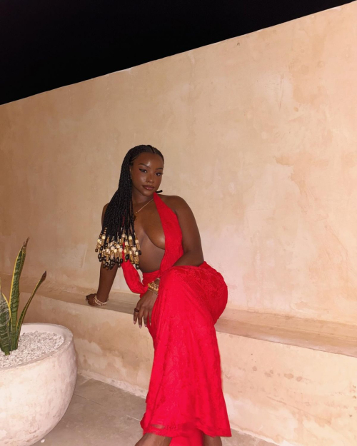 Savannah Perkins instagram photos, September 2025 14