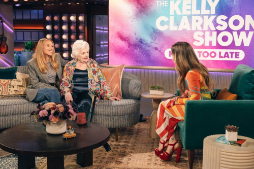 Scarlett Johansson at The Kelly Clarkson Show, September 2025 6