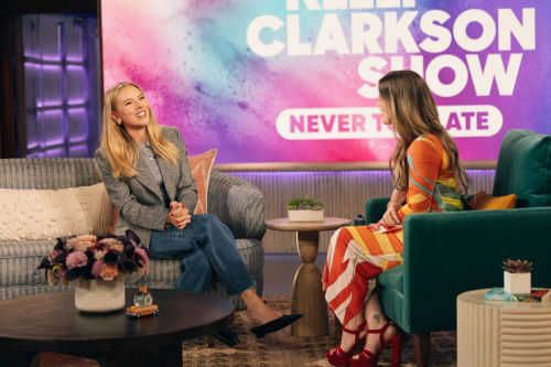 Scarlett Johansson at The Kelly Clarkson Show, September 2025 8