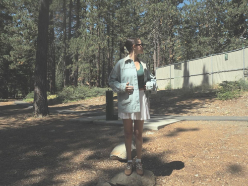 Selena Gomez shares chic Instagram photos, September 2025 3