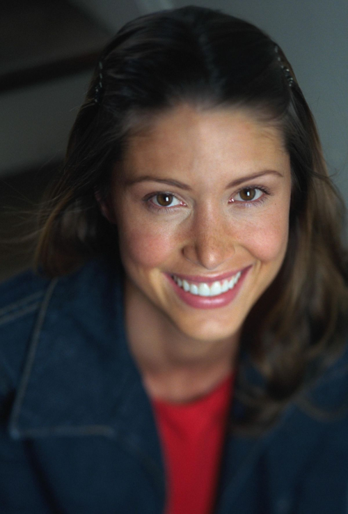 Shannon Elizabeth photoshoot, 2001 1