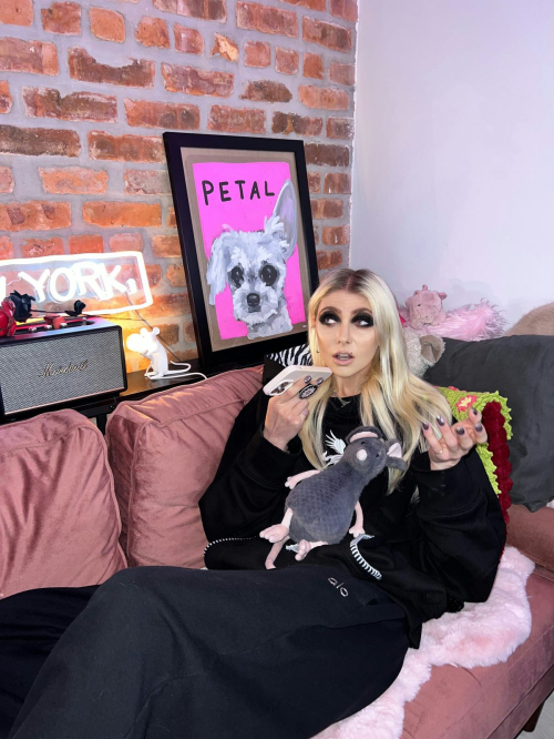 Taylor Momsen Nylon Magazine, September 2025 6