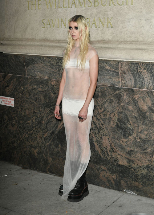 Taylor Momsen Out in New York, Sep 2025 2