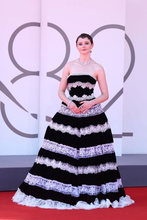 Thomasin McKenzie at Testament of Ann Lee premiere Venice, September 2025 5